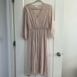 Cream dress, 3/4 length sleeves, midi, v-neck